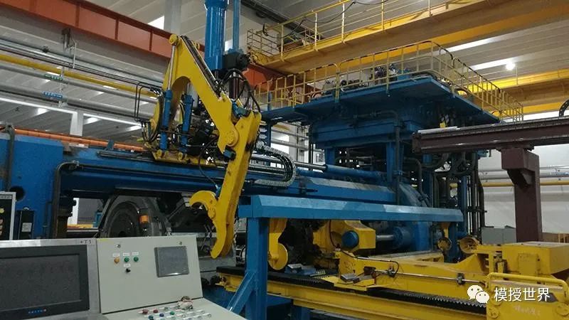 反向擠壓模具設計技術探討